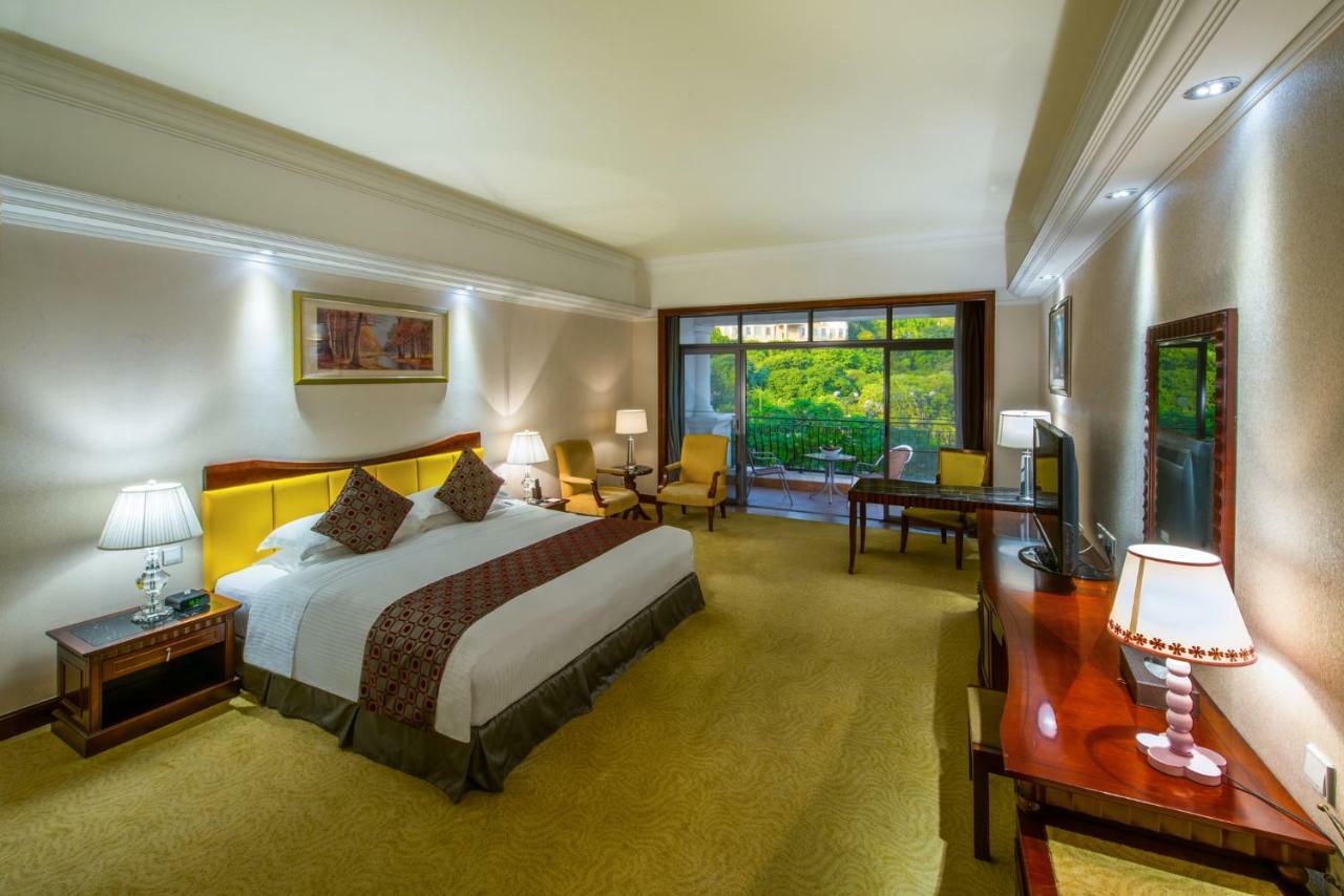 Heshan Phoenix Hotel Цзянмынь Экстерьер фото