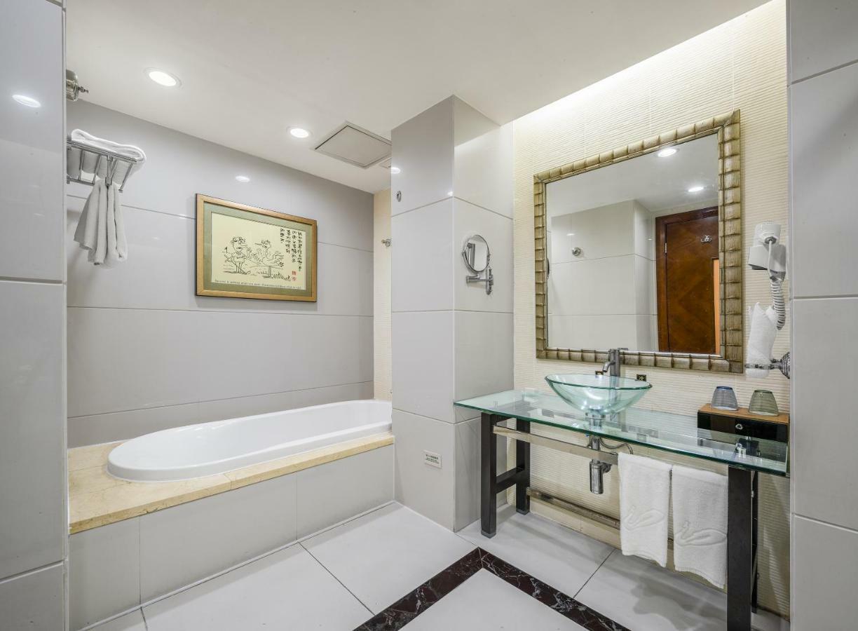Heshan Phoenix Hotel Цзянмынь Экстерьер фото